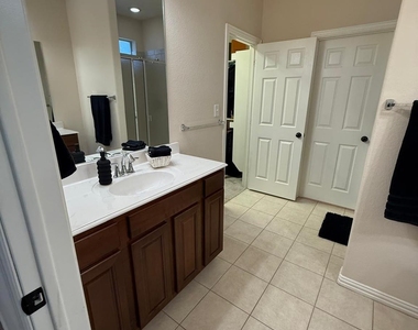 6406 Shakespeare Place - Photo Thumbnail 9