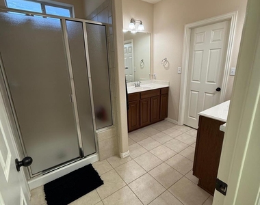 6406 Shakespeare Place - Photo Thumbnail 10