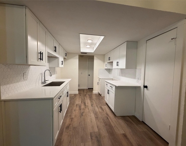 4033 Morgan Drive - Photo Thumbnail 4