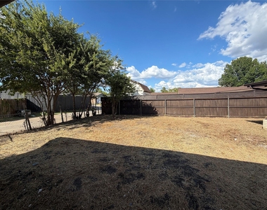 4033 Morgan Drive - Photo Thumbnail 19