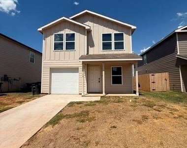 150 Dotty Lou Street - Photo Thumbnail 1