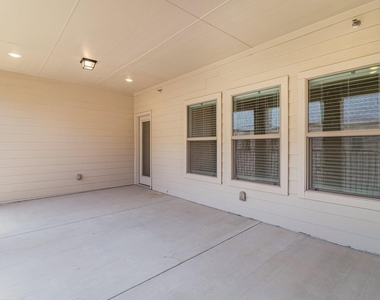 315 Ferndale Street - Photo Thumbnail 23