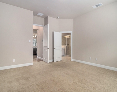 315 Ferndale Street - Photo Thumbnail 19