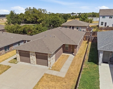3217 Karen Street - Photo Thumbnail 21