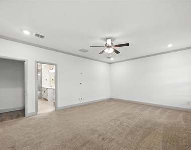 235 Community Drive - Photo Thumbnail 14