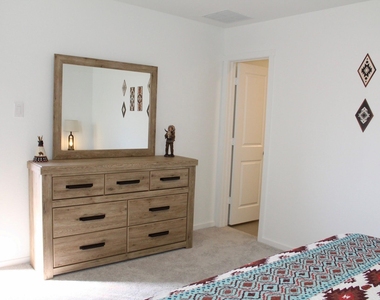 3907 Ontario Way - Photo Thumbnail 20