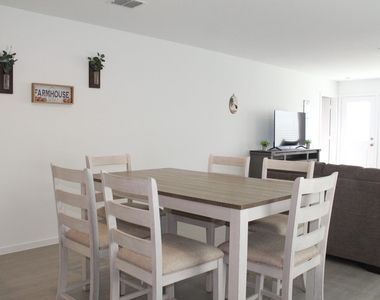 3907 Ontario Way - Photo Thumbnail 10