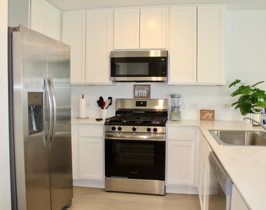 3907 Ontario Way - Photo Thumbnail 6