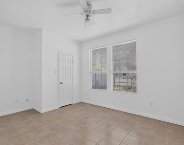 762 Bethpage Avenue - Photo Thumbnail 28