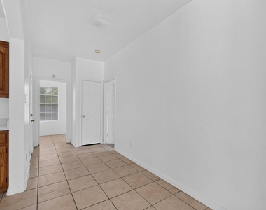 762 Bethpage Avenue - Photo Thumbnail 14