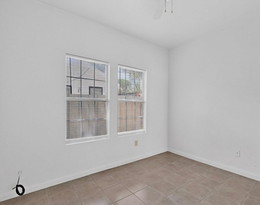 762 Bethpage Avenue - Photo Thumbnail 32
