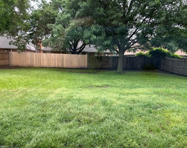 1225 Eaton Lane - Photo Thumbnail 20
