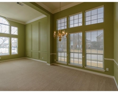 2613 Owl Creek Drive - Photo Thumbnail 17