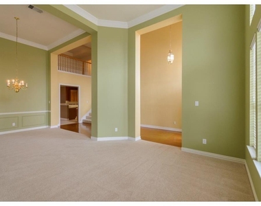 2613 Owl Creek Drive - Photo Thumbnail 16
