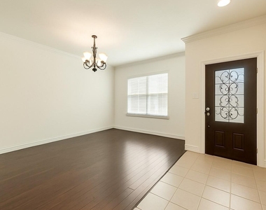 601 Elm Creek Drive - Photo Thumbnail 2