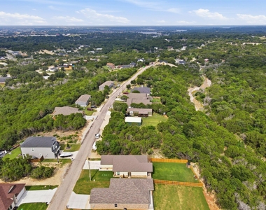 1413 Ridgeview Circle - Photo Thumbnail 27