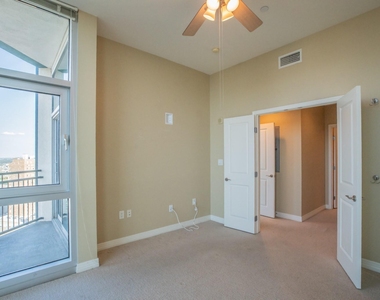 500 Throckmorton Street - Photo Thumbnail 18