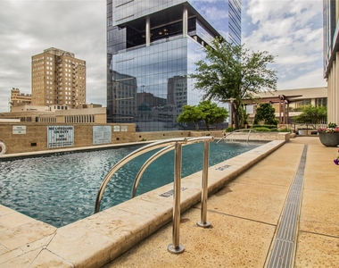 500 Throckmorton Street - Photo Thumbnail 31