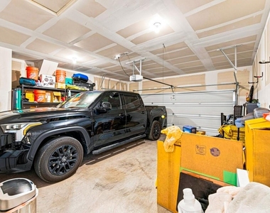 8405 Hawkview Drive - Photo Thumbnail 21