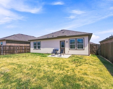 8405 Hawkview Drive - Photo Thumbnail 24