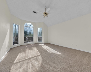 2202 Richmond Circle - Photo Thumbnail 25