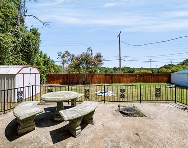 732 Hurstview Drive - Photo Thumbnail 26