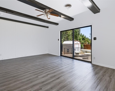 732 Hurstview Drive - Photo Thumbnail 16