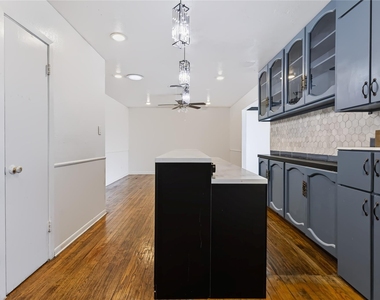 732 Hurstview Drive - Photo Thumbnail 9