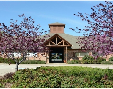 3300 Glen Crest Lane - Photo Thumbnail 19