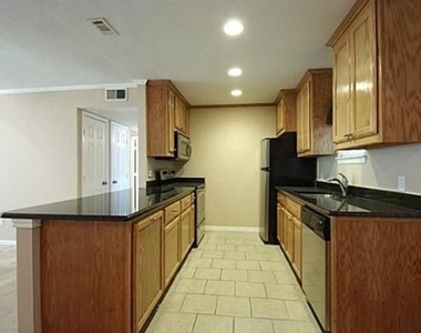 10594 High Hollows Drive - Photo Thumbnail 11