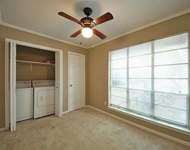 10594 High Hollows Drive - Photo Thumbnail 6