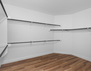 2900 Long Slope Road - Photo Thumbnail 18