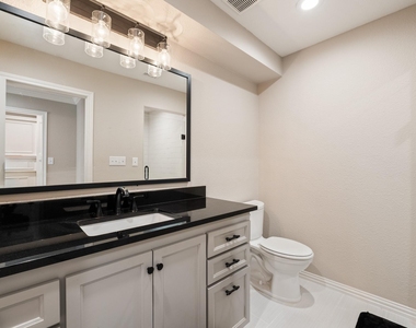3326 Augusta Boulevard - Photo Thumbnail 14