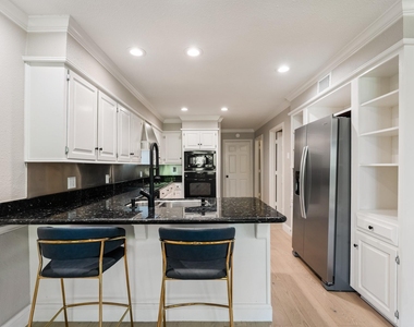 3326 Augusta Boulevard - Photo Thumbnail 10