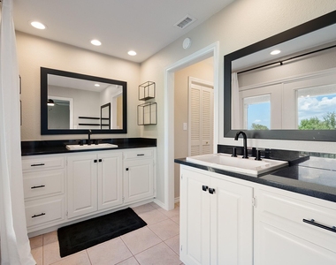 3326 Augusta Boulevard - Photo Thumbnail 21
