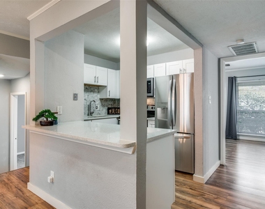 4317 Hartford Street - Photo Thumbnail 10