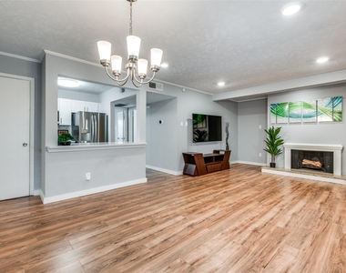4317 Hartford Street - Photo Thumbnail 3