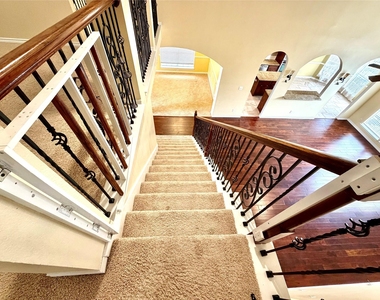 5808 Colby Drive - Photo Thumbnail 20