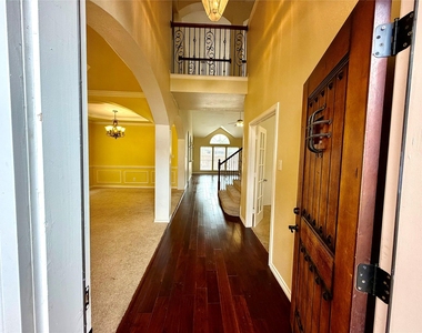 5808 Colby Drive - Photo Thumbnail 1