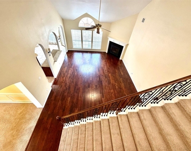 5808 Colby Drive - Photo Thumbnail 21