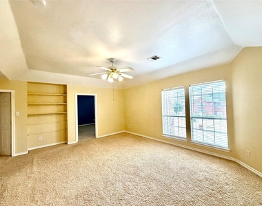 5808 Colby Drive - Photo Thumbnail 24