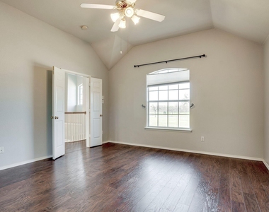 3816 Johnson Drive - Photo Thumbnail 14