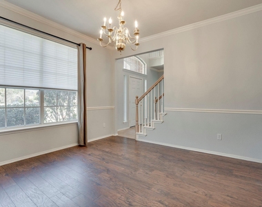 3816 Johnson Drive - Photo Thumbnail 5