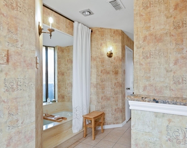 621 Harvest Glen Drive - Photo Thumbnail 18