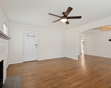 219 S Briscoe Boulevard - Photo Thumbnail 11