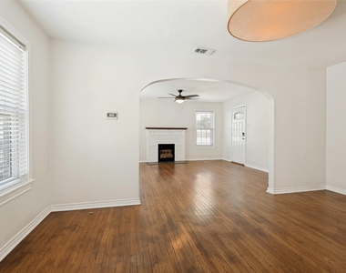 219 S Briscoe Boulevard - Photo Thumbnail 13