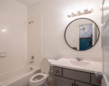 1123 Bantham - Photo Thumbnail 11