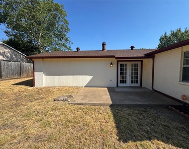 4900 French Wood Drive - Photo Thumbnail 14