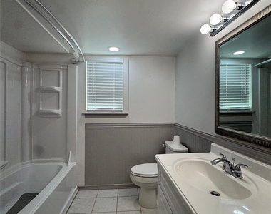 4900 French Wood Drive - Photo Thumbnail 12