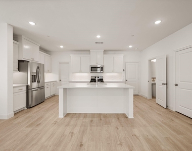 8936 Magnet Drive - Photo Thumbnail 11